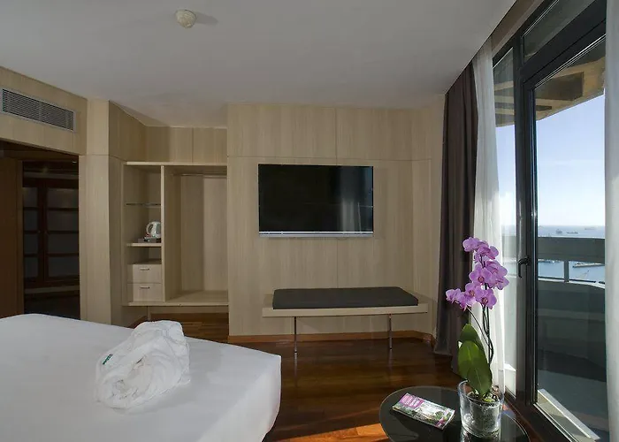 Hotel Ac Gran Canaria By Marriott Las Palmas / Gran Canaria